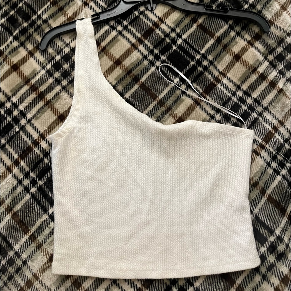 White, ribbed, one shoulder crop top